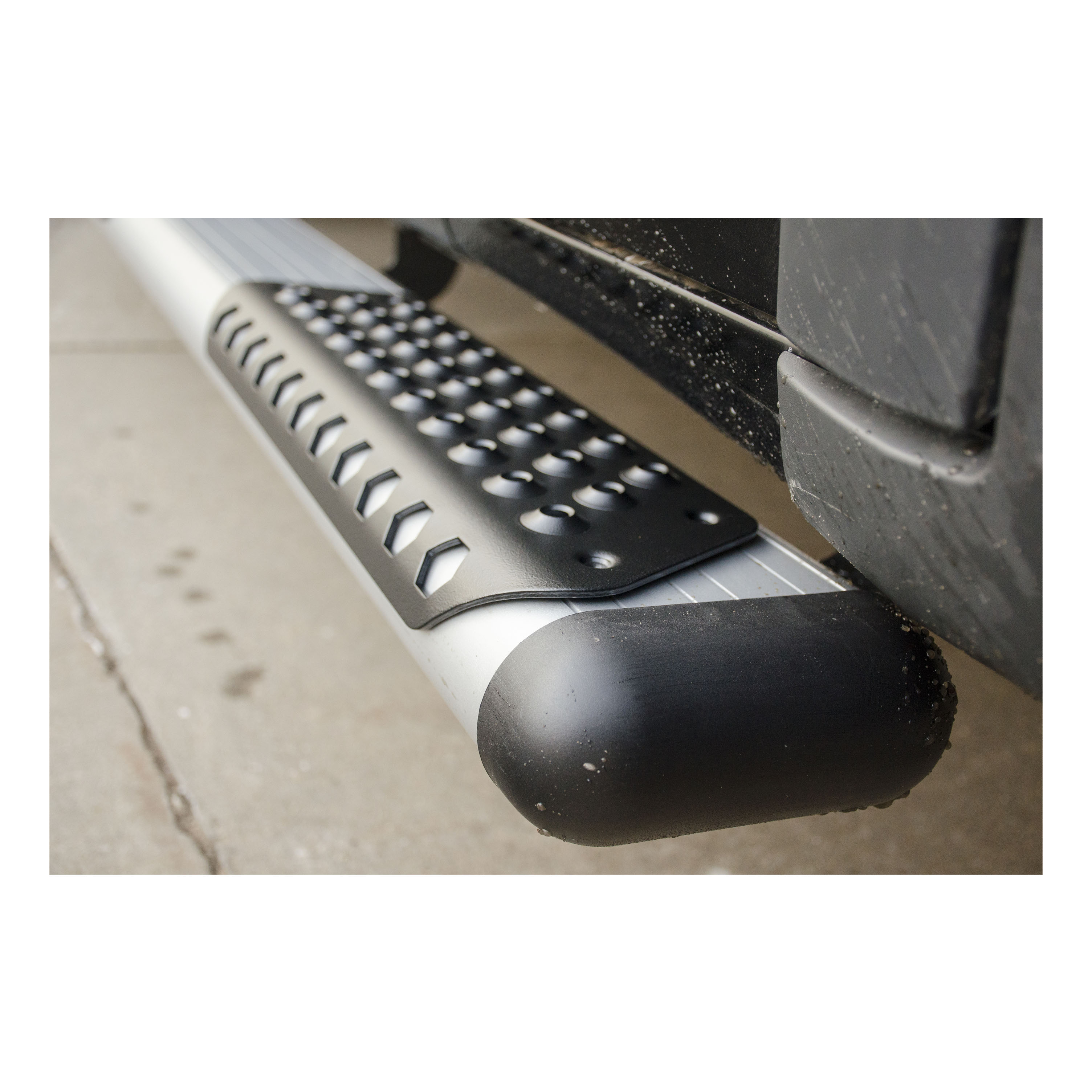 LUVERNE O-Mega II 6" x 78" Silver Aluminum Side Steps, Select Ram 1500 Quad Cab 583078-571633 thumbnail 2