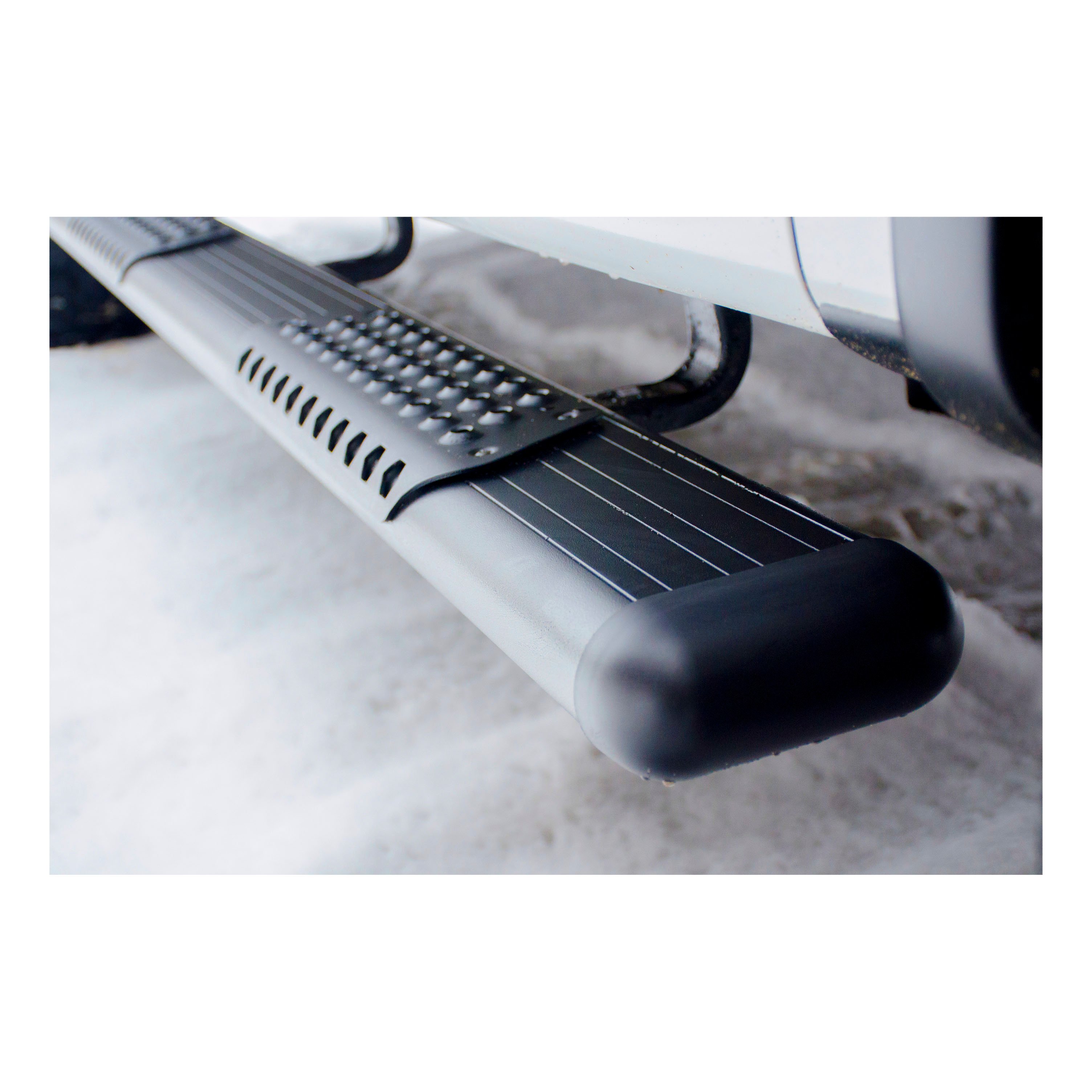 LUVERNE O-Mega II 6" x 125" Black Aluminum W2W Steps, Select Ford F-250, F-350, F-450 584125-570829 thumbnail 2