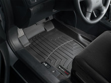 WeatherTech FloorLinerTM DigitalFit; Black; Front 440601