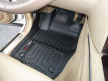 WeatherTech FloorLinerTM DigitalFit; Black; Front 440171