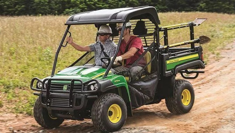 Advantages of Adding a Roof to Your John Deere Gator