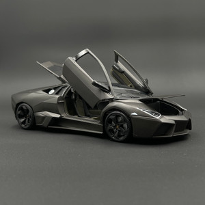 Maisto Special Edition of a Lamborghini Reventon in 1:18 scale Maisto Special Edition of a Lamborghini Reventon in 1:18 scale
