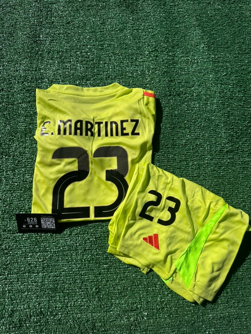 Argentina Goalkeeper Kids Kit (M With Shorts)