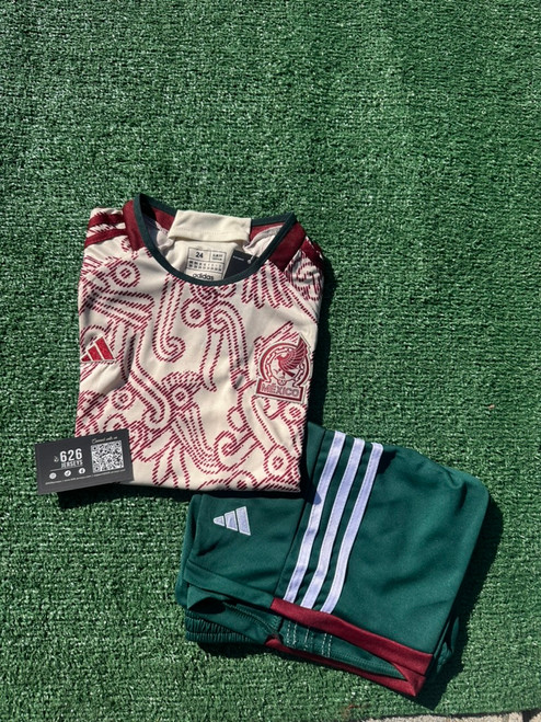 Mexico Kids Kit (M With Shorts)