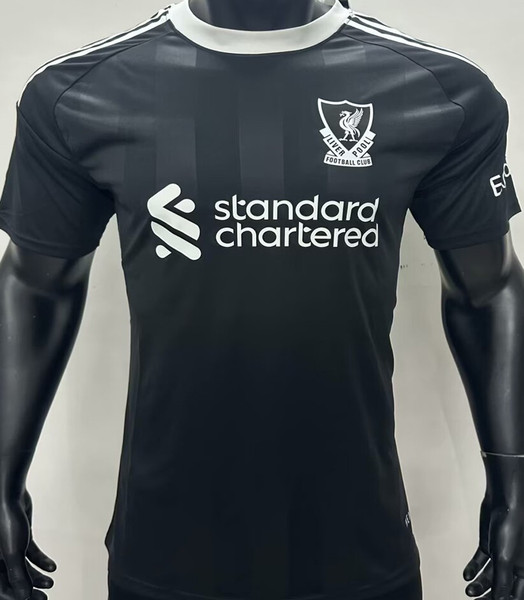 25/26 L.F.C Goalkeeper Kit #2 Player Version