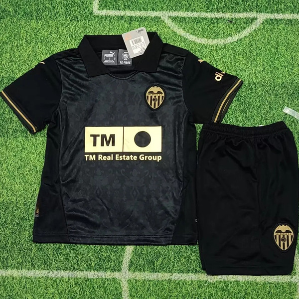 24/25 Valencia Kids Home Kit