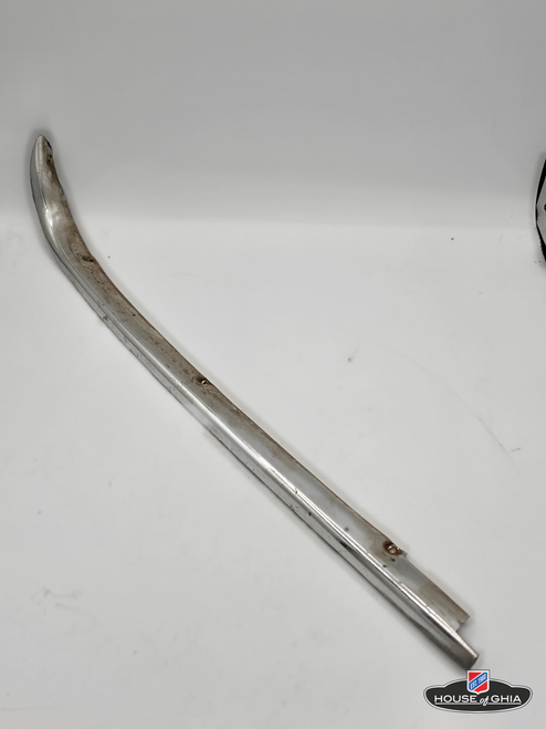 1/4 Window Trim, Lower/Right, 72-74