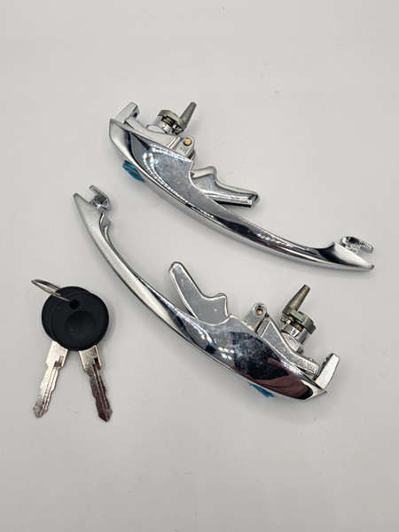 Exterior Door Handles w/ Keys
