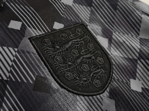 England 1990 Men's Black-Out Retro Shirt