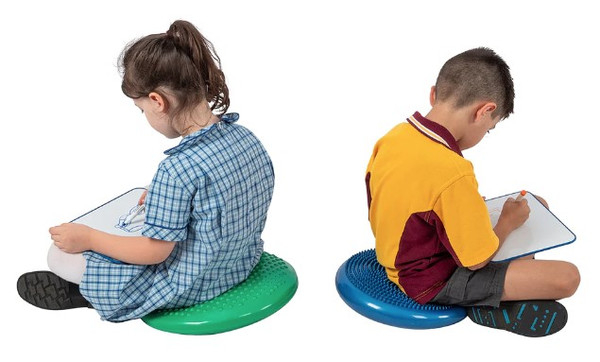 WRIGGLE CUSHION