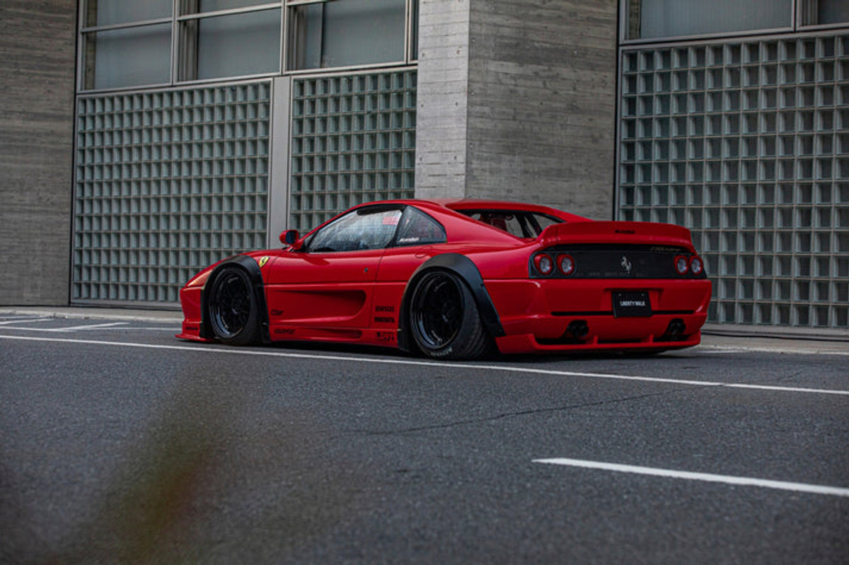 LB WORKS Ferrari F355 Complete body kit (FRP) (LB69-01)