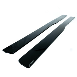 BMW M3 / M4 (F80 / F82 / F83) Gloss Black Side Skirts - BLAK By CT Carbon BMW M3 / M4 (F80 / F82 / F83) Gloss Black Side Skirts - BLAK By CT Carbon