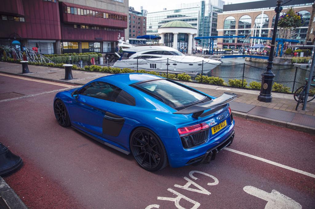 CT Carbon Audi R8 V10 Gen 2 Carbon Fibre Side Skirts - CT Carbon CT Carbon Audi R8 V10 Gen 2 Carbon Fibre Side Skirts - CT Carbon