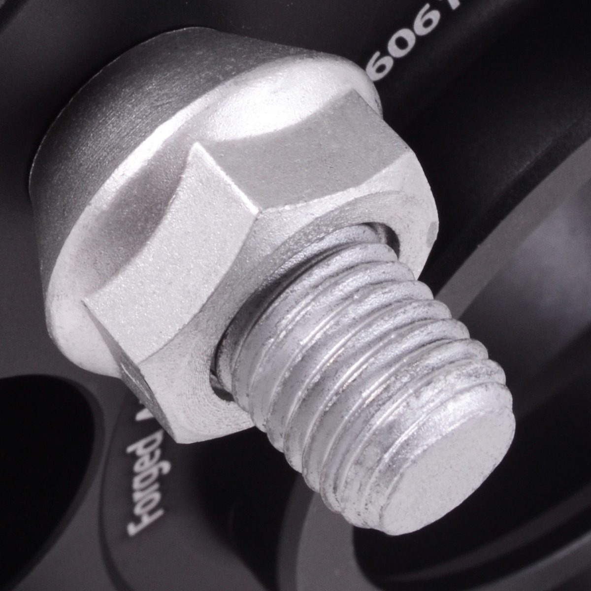 Direnza Land Rover Defender (L663) 2020+ – 30mm Wheel Spacers – Pair – 5×120 / M14x1.5 / 72.6mm