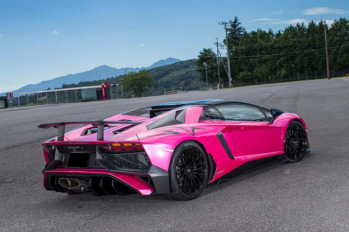 Liberty Walk LB PERFORMANCE Lamborghini Aventador SV Body Kit FRP (LB28-01) Liberty Walk LB PERFORMANCE Lamborghini Aventador SV Body Kit FRP (LB28-01)