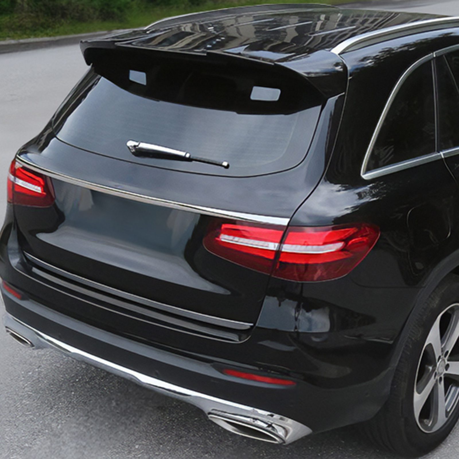 Gravity Gloss Black Rear Roof Spoiler for Mercedes Benz GLC W253 (16-22) Gravity Gloss Black Rear Roof Spoiler for Mercedes Benz GLC W253 (16-22)