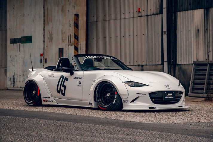 Liberty Walk LB WORKS Mazda MX5 ND Complete body kit V2 CFRP (LB86-02) Liberty Walk LB WORKS Mazda MX5 ND Complete body kit V2 CFRP (LB86-02)