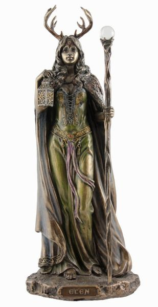 Elen of the Ways Statue