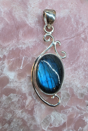 Labradorite Sterling Silver Pendant
