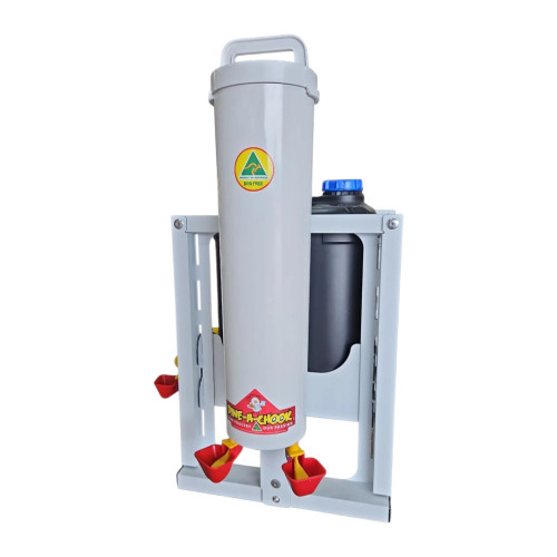 4 litre chicken drinker mounted on Dine-A-Chook drum stand for supplements or treatment use.
