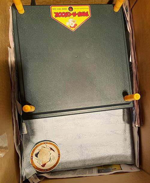 Unboxed 15W Chicken Heat Plate with Adjustable Legs – Dine-A-Chook Brooder Heater