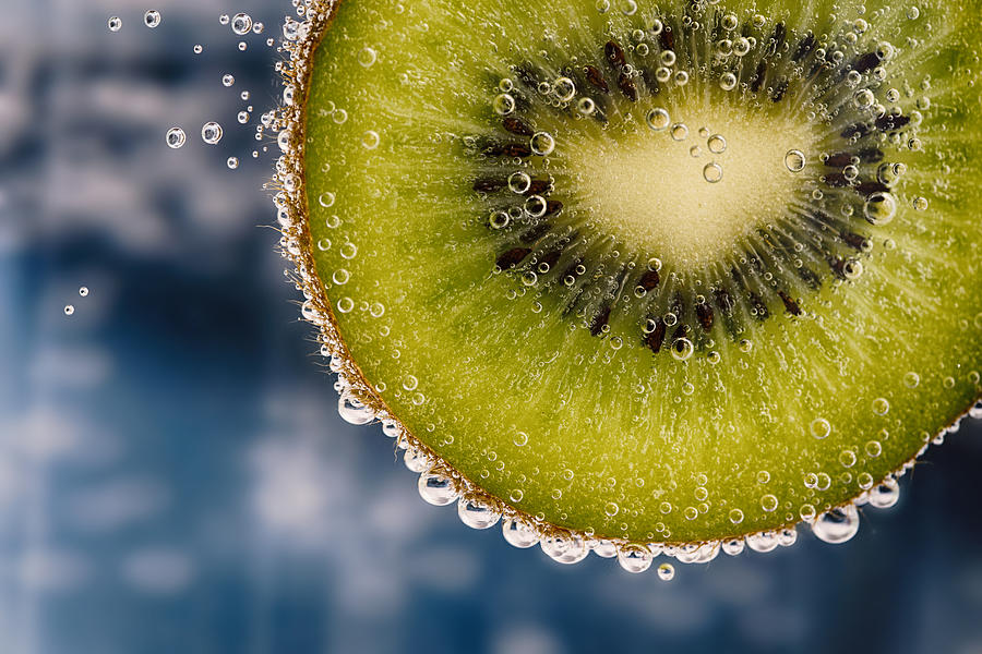 kiwi-and-sparkling-water-baptiste-de-izarra.jpg