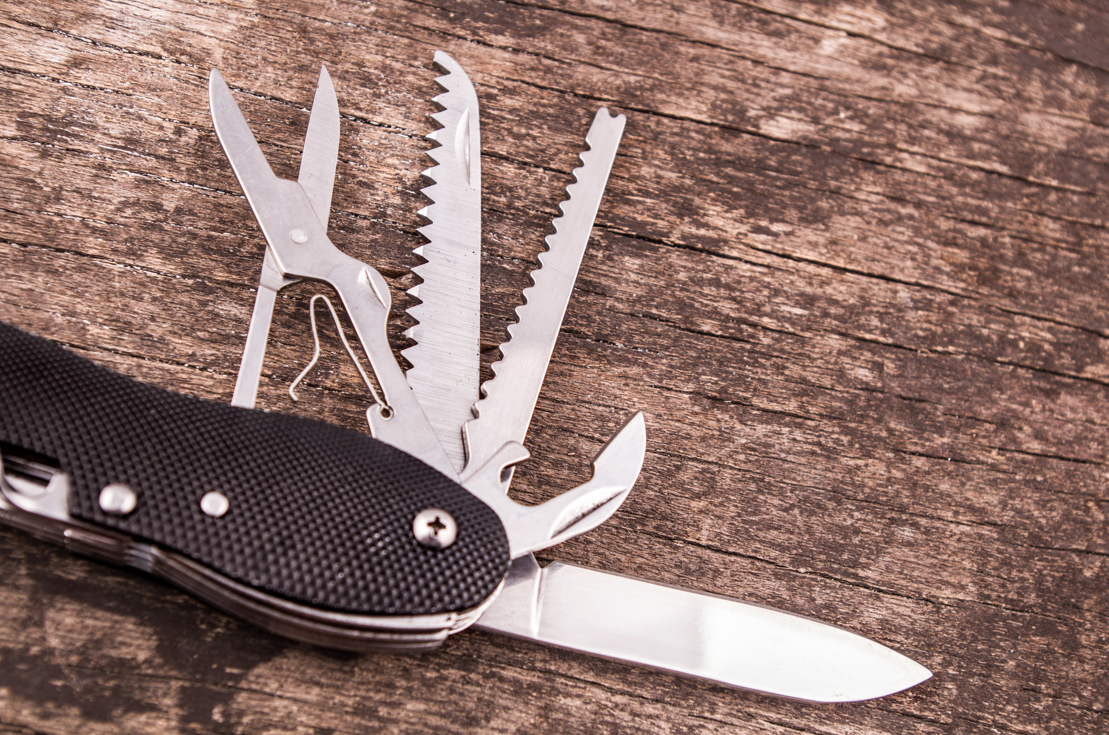 Up and Under. True Utility Mini Multi Tool Pocket Knife