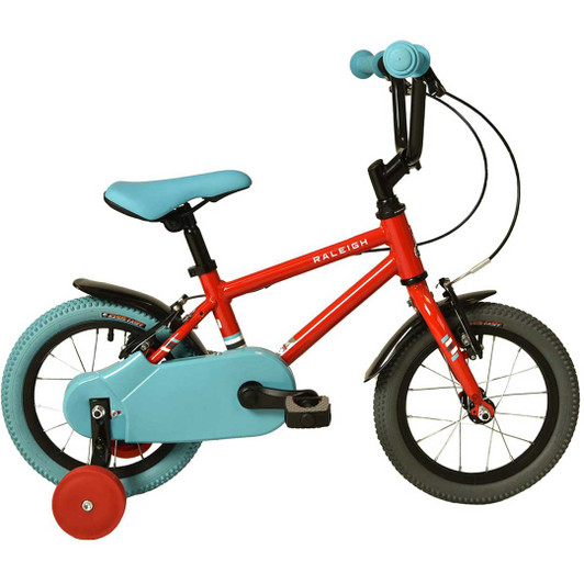 boys bike with stabilisers