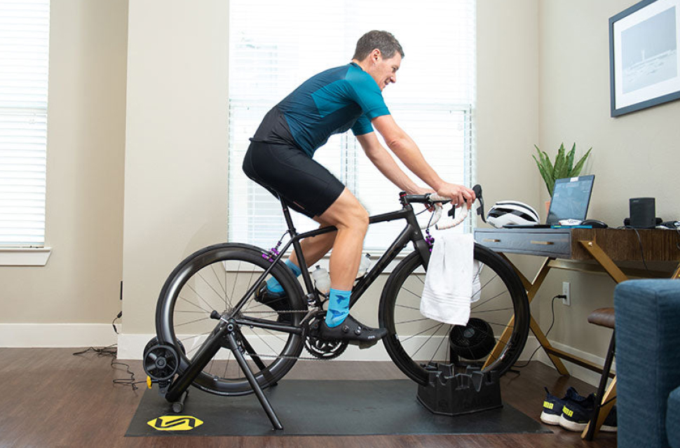 The Top Benefits of Using an Indoor Smart Trainer for Your Cycling