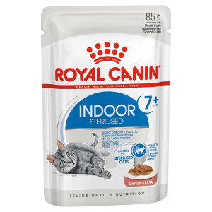 Royal Canin Adult Indoor 7+ in Gravy Wet Cat Food Pouches