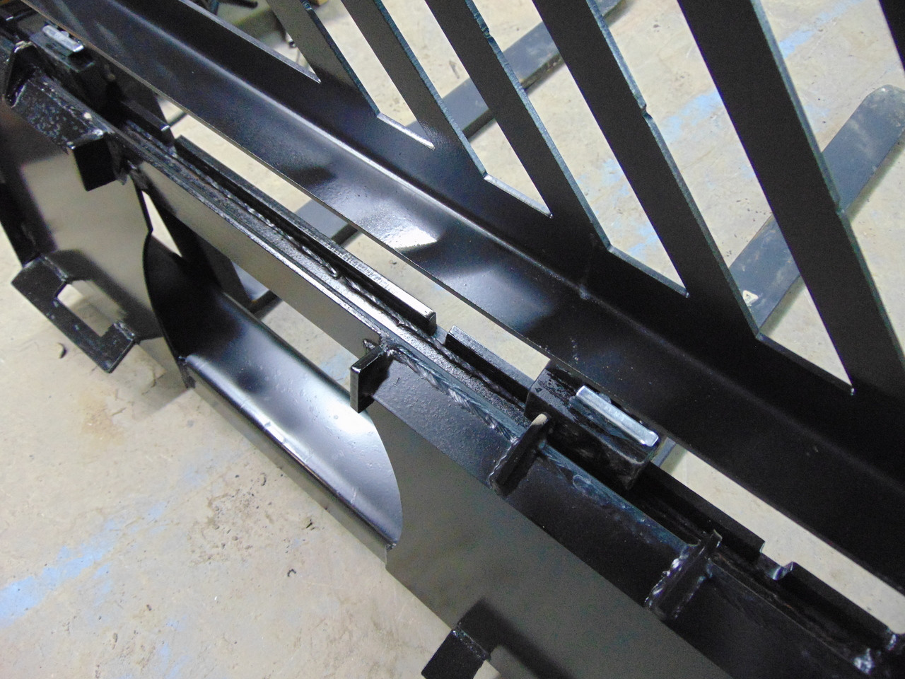 Skid Steer Pallet Fork Attachment