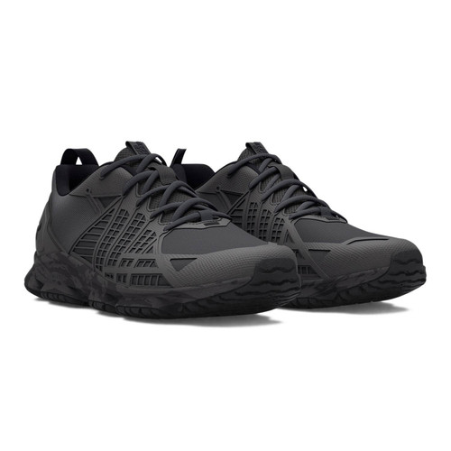 Under Armour MG Strikefast Athletic Shoes