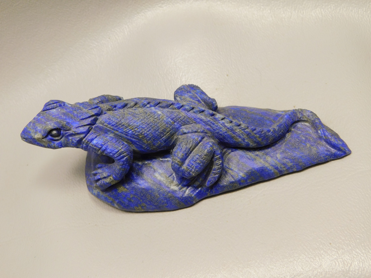 Lizard Figurine Blue Lapis Collectible Gemstone Animal Carving #O152