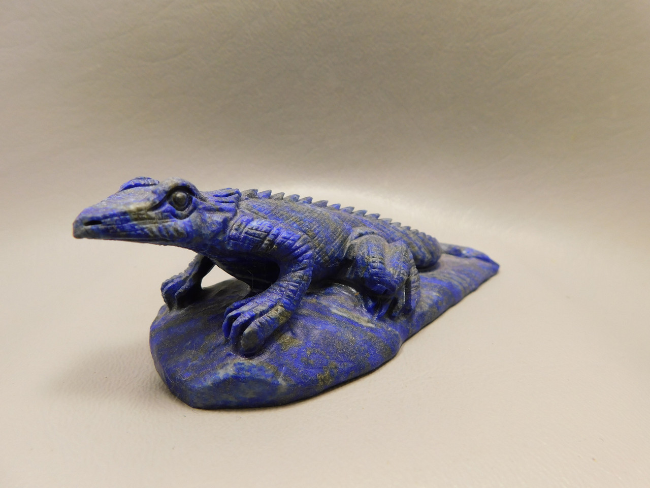 Lizard Figurine Blue Lapis Collectible Gemstone Animal Carving #O152