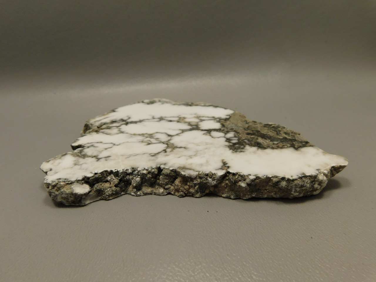 Howlite Polished Stone Slab Decorator Rock Tick Canyon California #O4