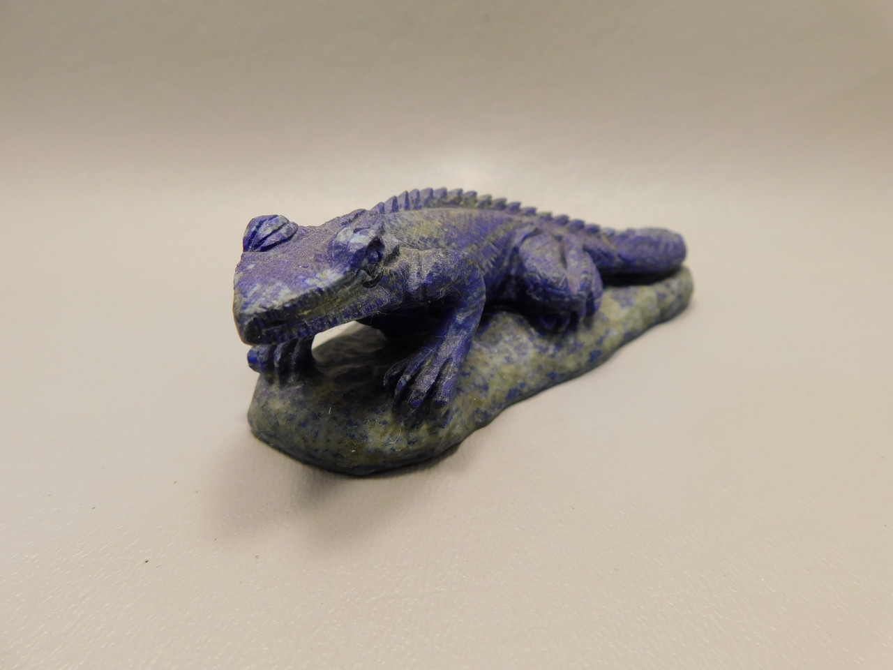 Lizard Figurine Blue Lapis Collectible Gemstone Animal Carving #O138