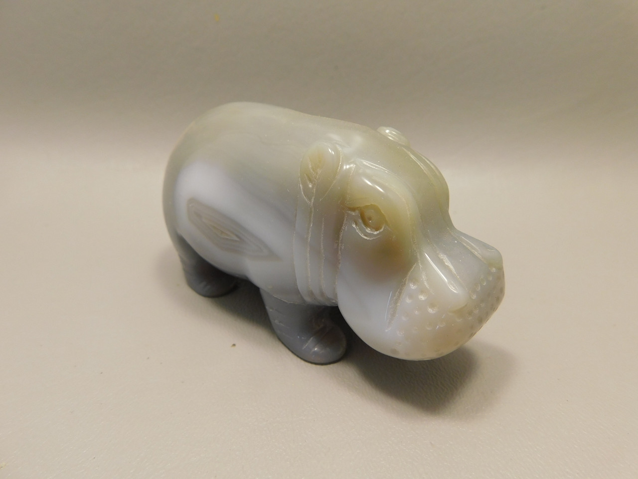 Hippopotamus Figurine Agate 4 inch Gemstone Animal Carving #O510