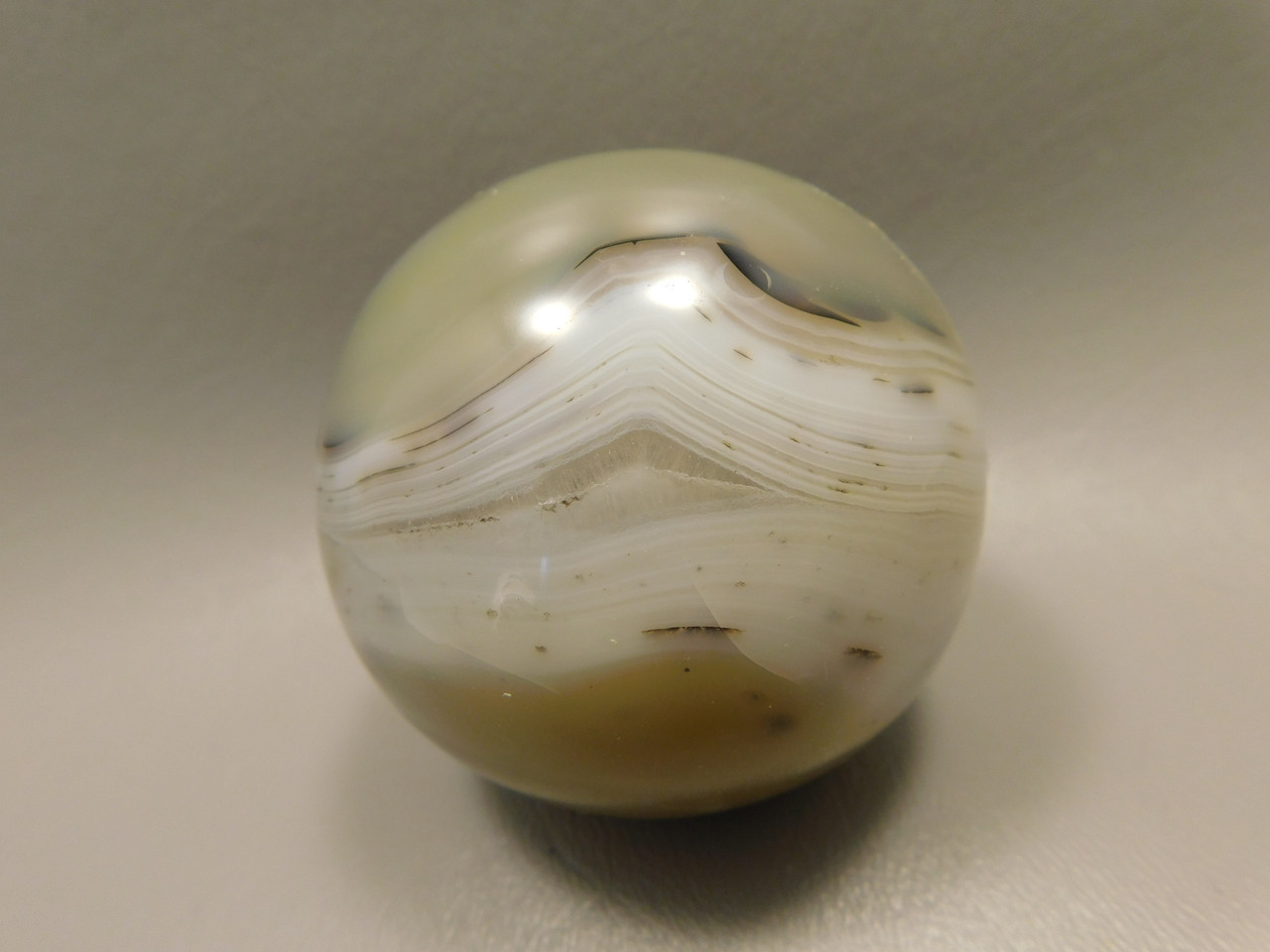 Agate Sphere 2.4 inch or 61 mm Mineral Ball Polished Rock #O9