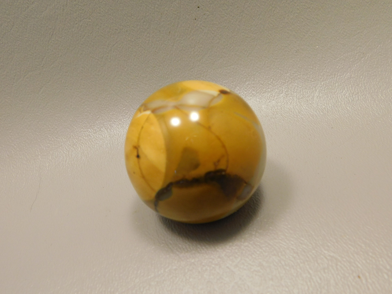 Mookaite Jasper 1.5 inch Sphere Shaped Stone Australia 40 mm #O5