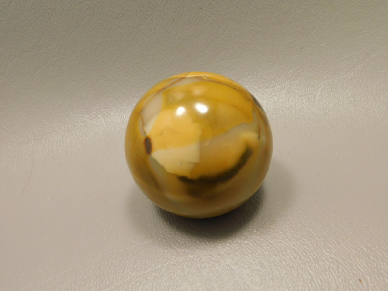 Mookaite Jasper 1.5 inch Sphere Shaped Stone Australia 40 mm #O5