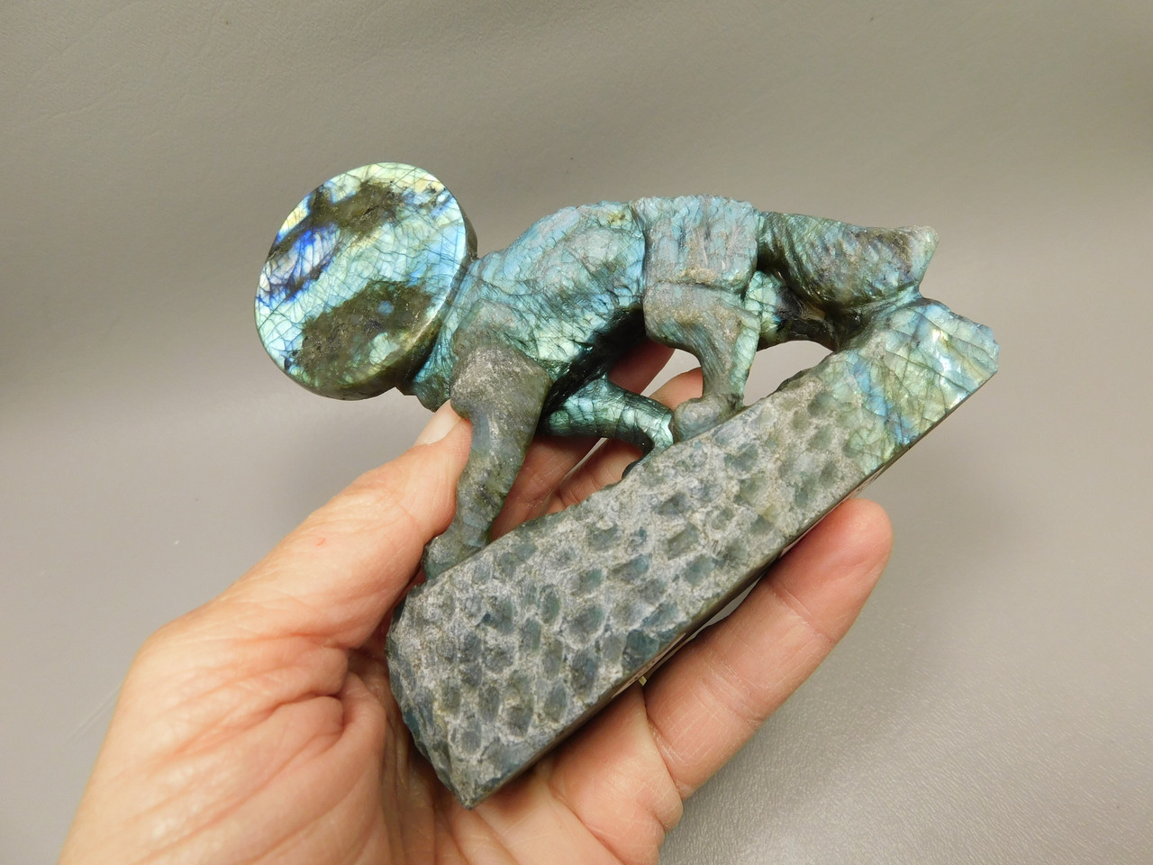 Howling Wolf Moon Figurine Labradorite 4.3 inch Coyote Carving #O308