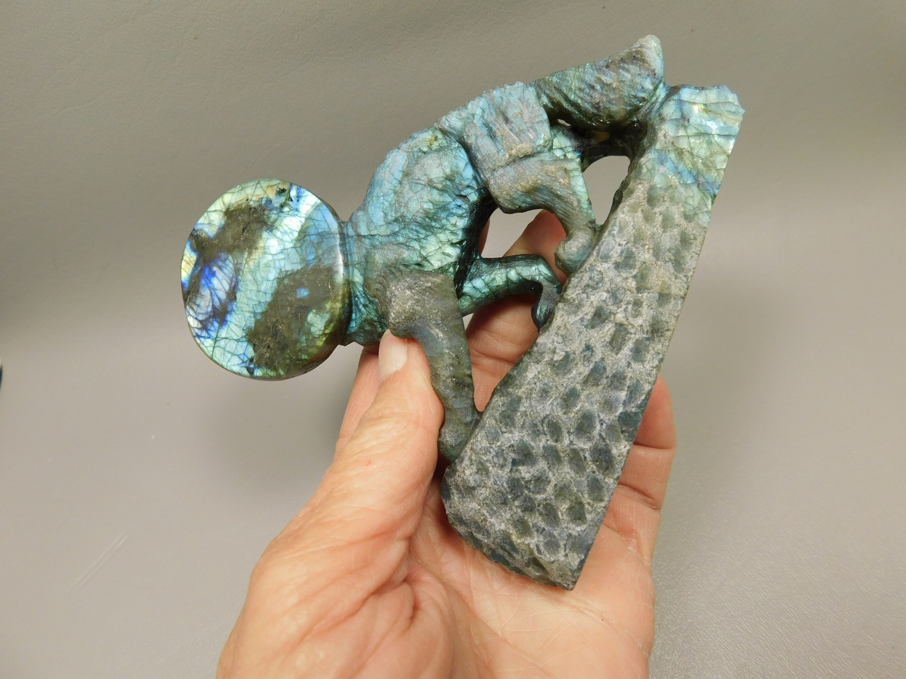 Howling Wolf Moon Figurine Labradorite 4.3 inch Coyote Carving #O308