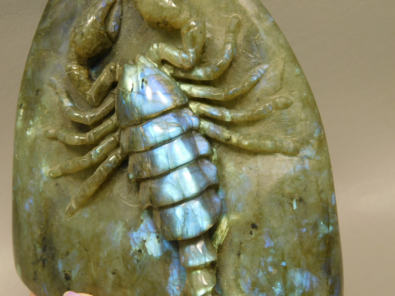 Scorpion Figurine Animal Carving Labradorite Hand Carved Rock #O83