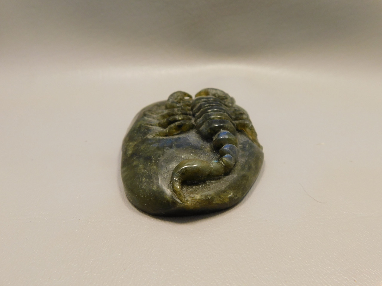 Scorpion Figurine Animal Carving Labradorite Hand Carved Rock #O211