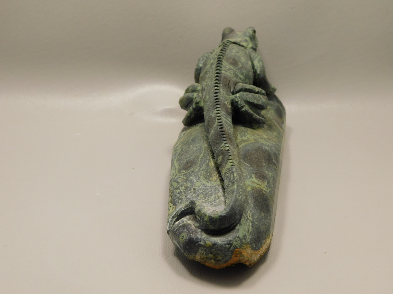 Iguana Lizard Figurine Kabamba Jasper Stone 8.5 inch Animal Carving #O82