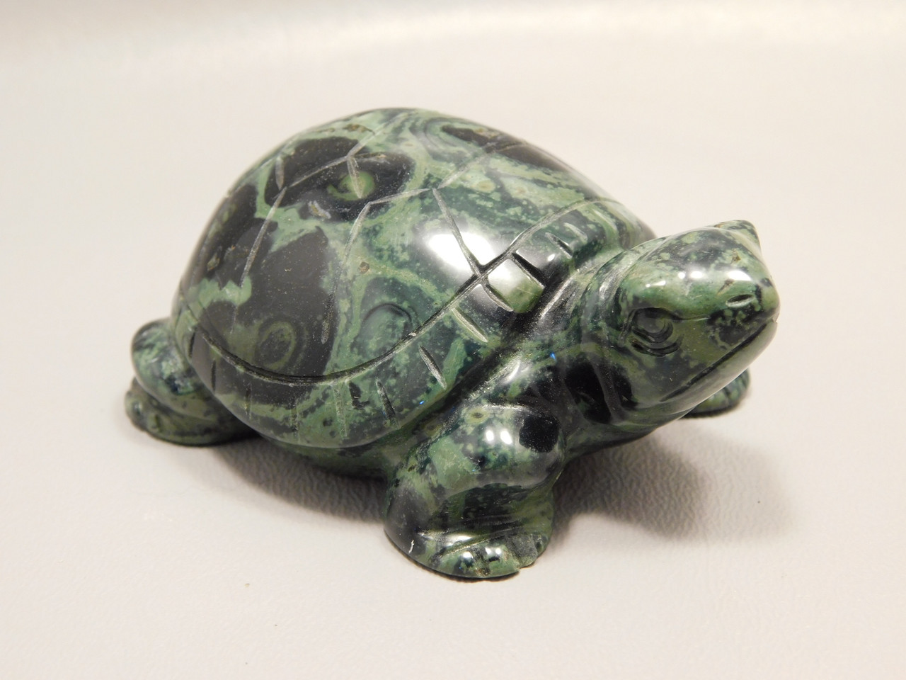 Turtle Figurine Green Kabamba Jasper  3 inch Animal Carving #O2