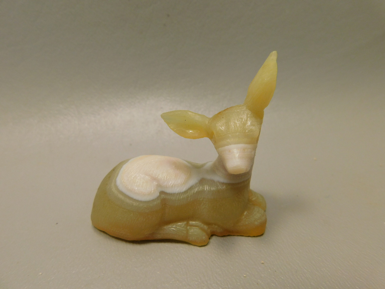 Deer Figurine Agate Gemstone Animal Carving #O1