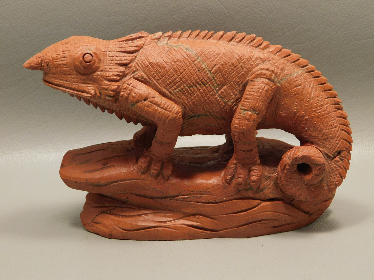 Lizard Figurine Red Jasper Collectible Chameleon Animal Carving #O209