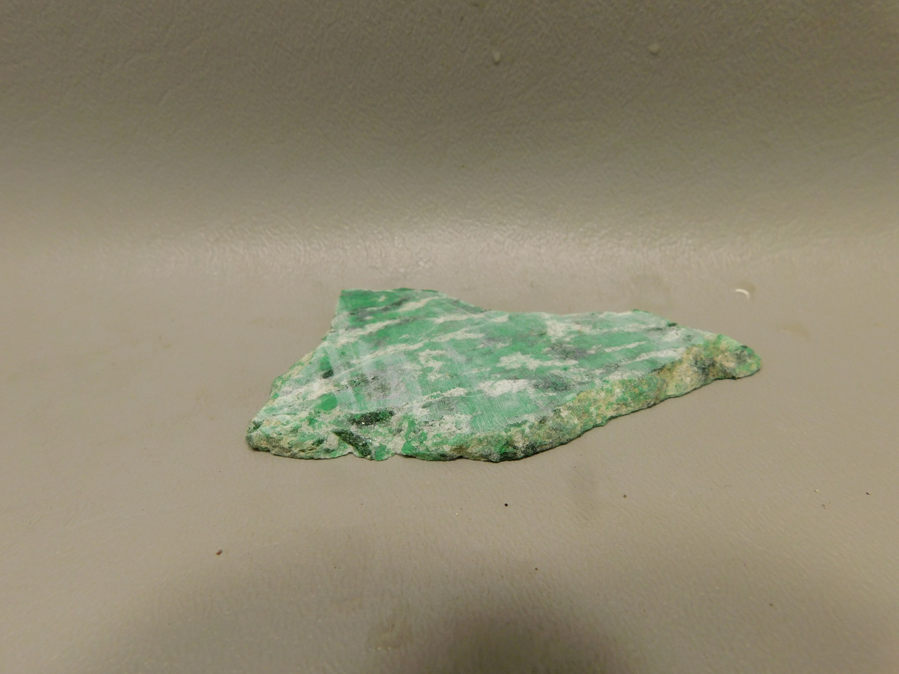 Maw Sit Sit Unpolished Stone Slab Green Jade Small Rock #O13