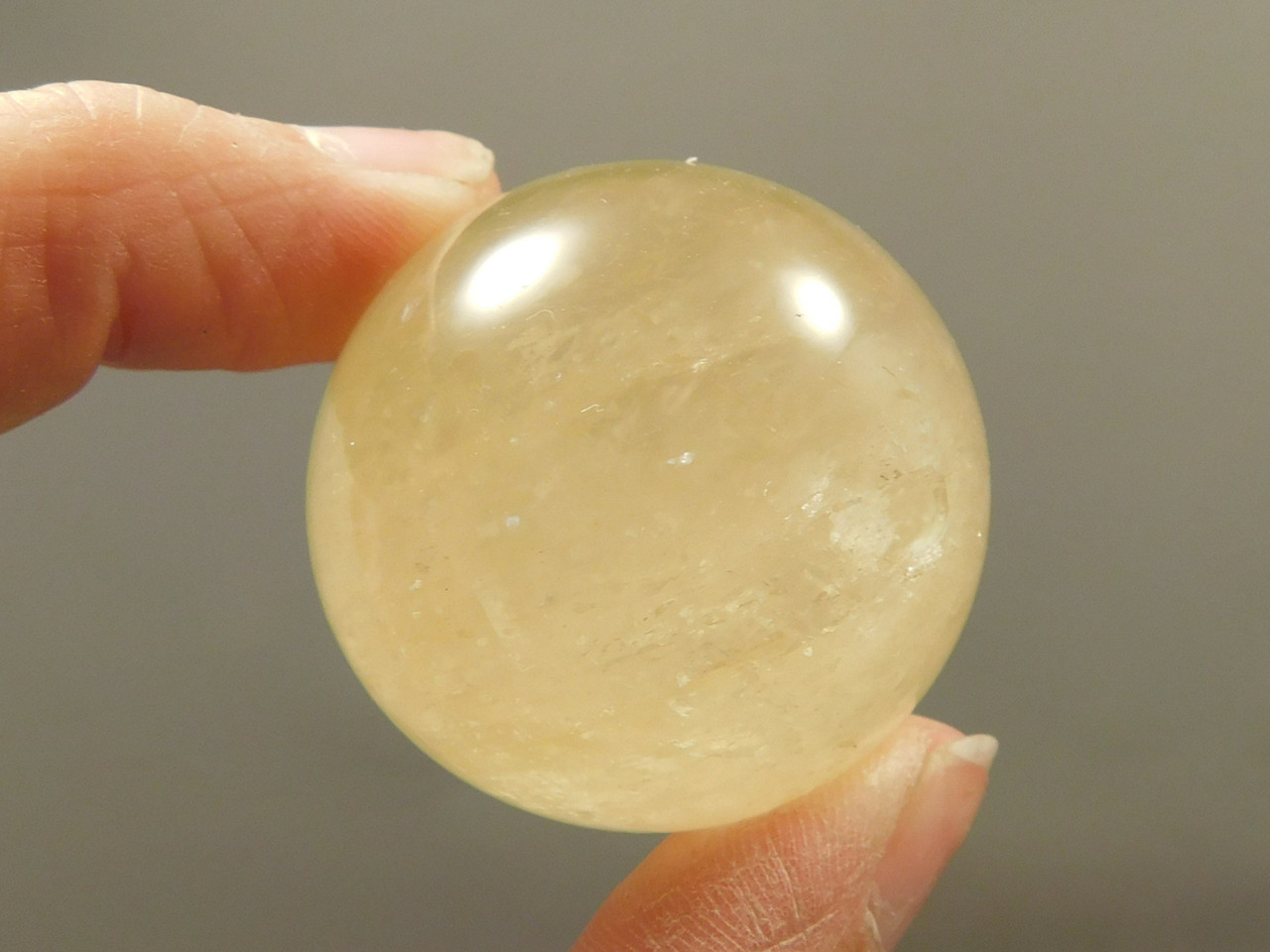 Honey Calcite Stone 1.4 inch Sphere Rock 35 mm Crystal Ball #O19